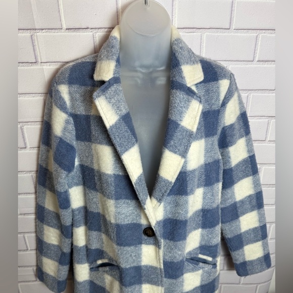 Tahari Blue and White Teddy wool Jacket with Classic Check Pattern/S - Picture 2 of 11